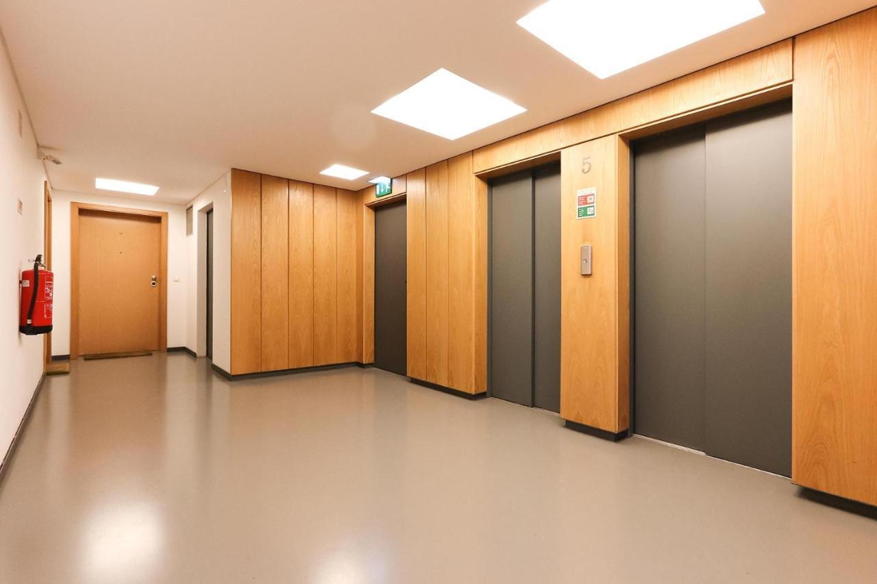 Modern & Bright Avenidas Novas By Homing Lissabon