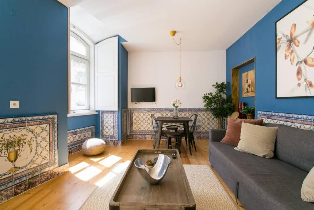 Jp39 - Baixa 18th Century Tiles With 2 Bdr! Appartement *