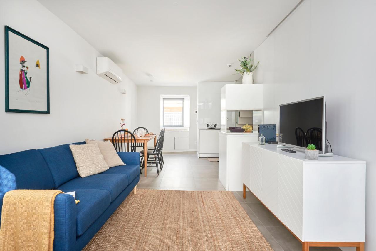 Charming House With Terrace In Lisbon.wifi. Villa