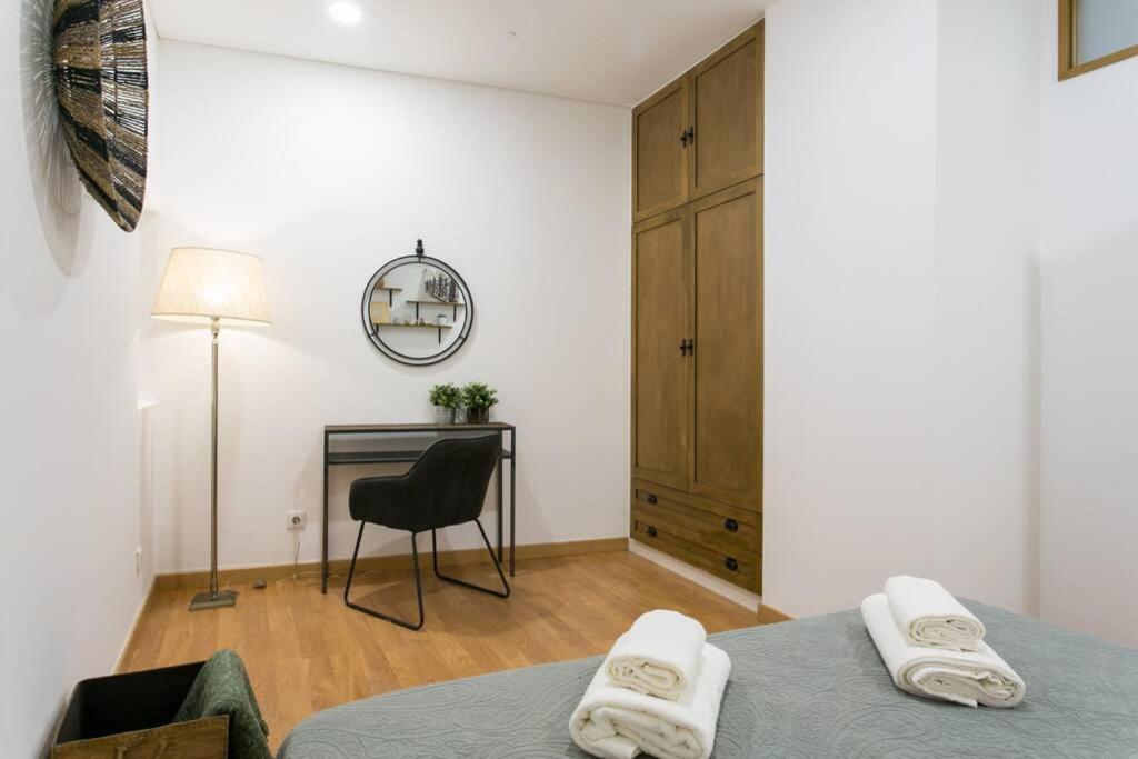 Appartement Jp39 - Baixa 18th Century Tiles With 2 Bdr!