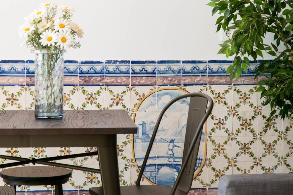 Appartement Jp39 - Baixa 18th Century Tiles With 2 Bdr!