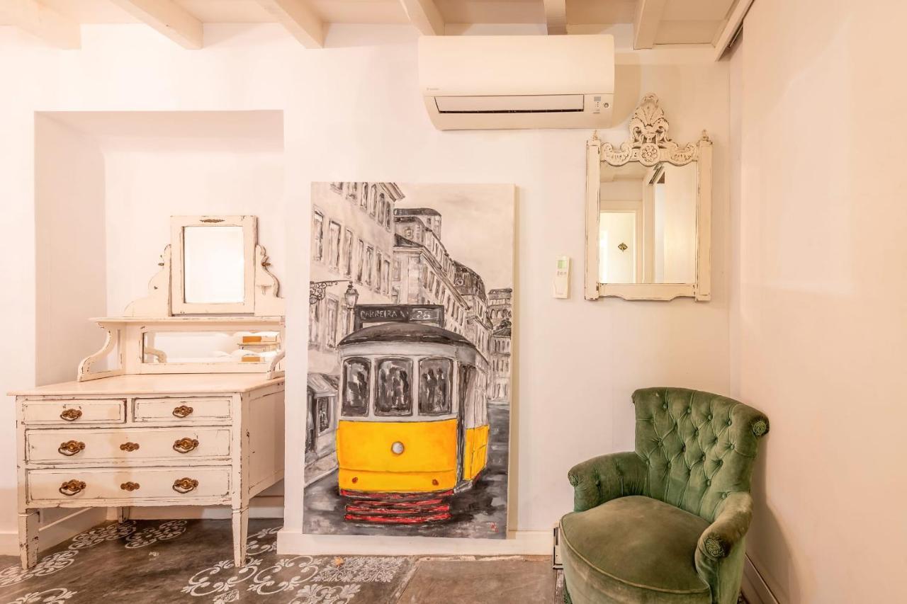 Guestready - Exquisite Portuguese Simbols Lissabon