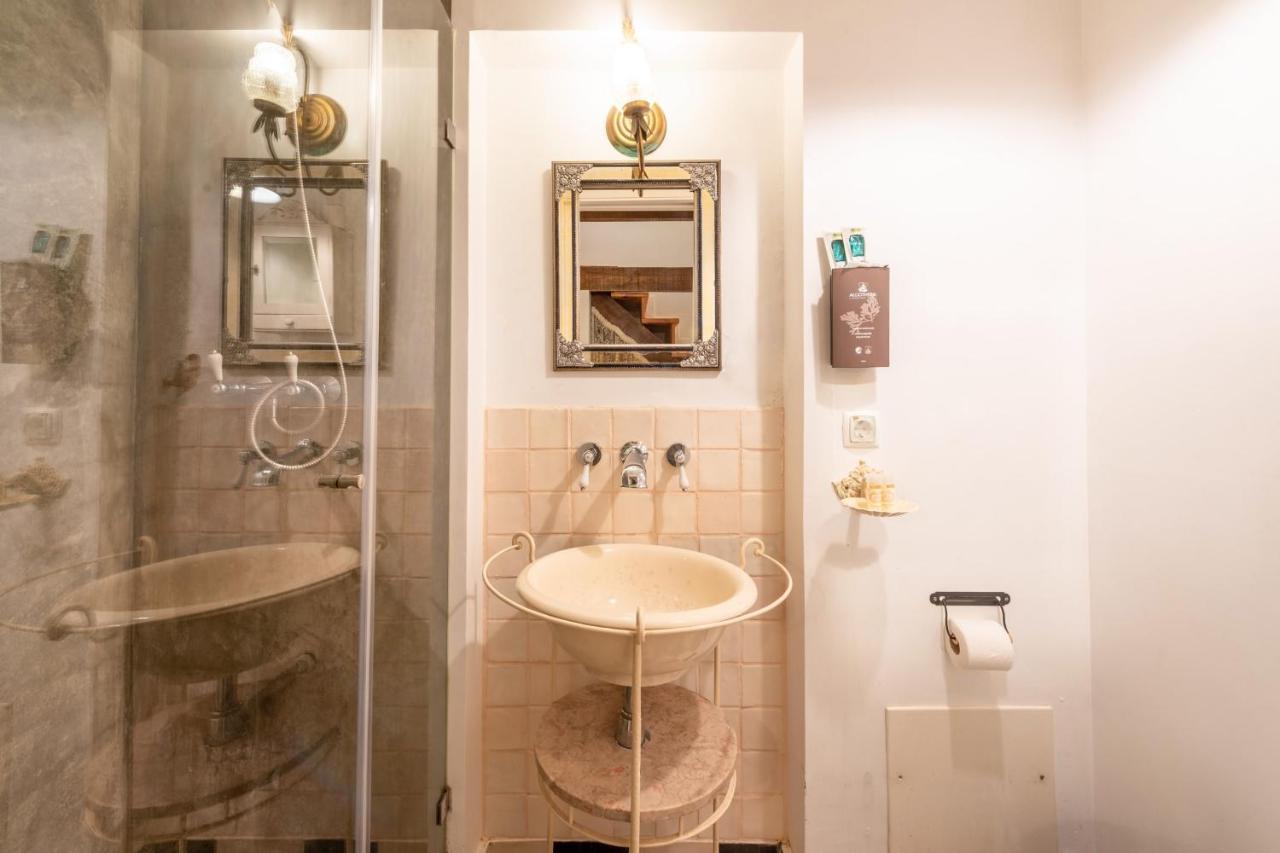 Guestready - Exquisite Portuguese Simbols Lissabon