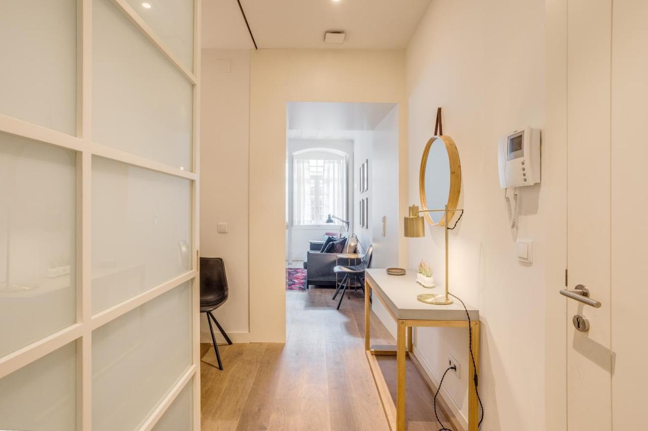 Apartment Chic Tailor Made Flat In Chiado Lissabon