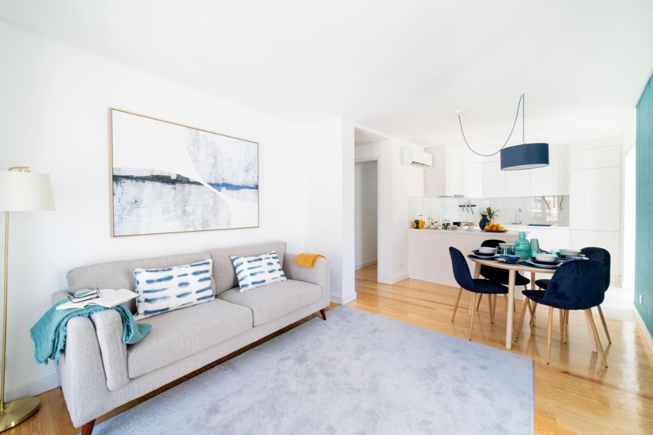 Blue By The River 2 - Elegant Two-bedroom In Santos * Lisbon
