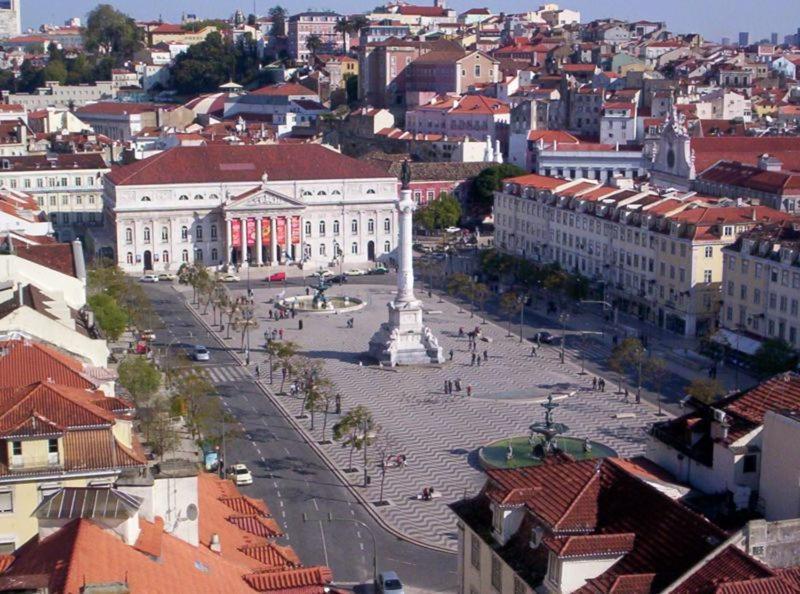Gasthuis Amalia Near Rossio Square