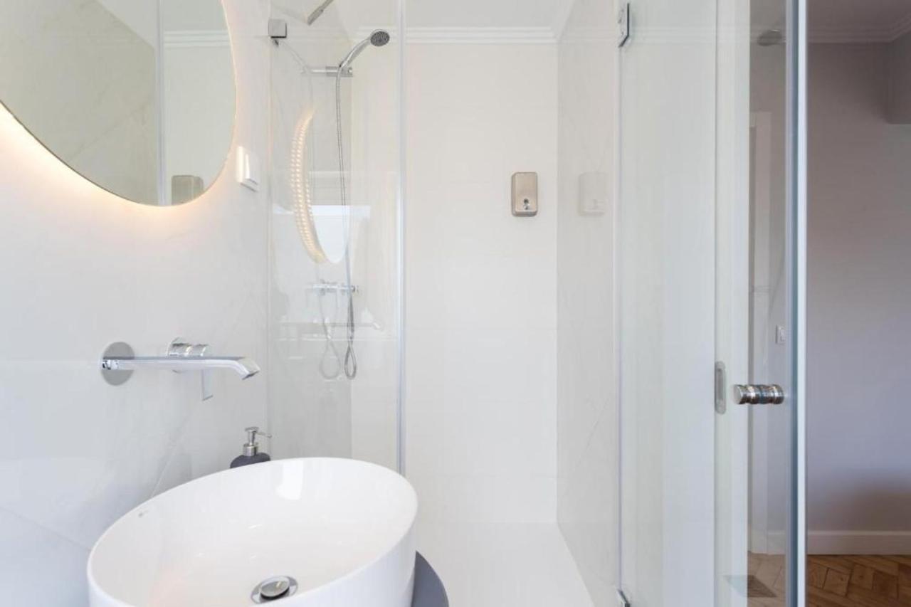 Airport Charming By Lovelystay Apartamento