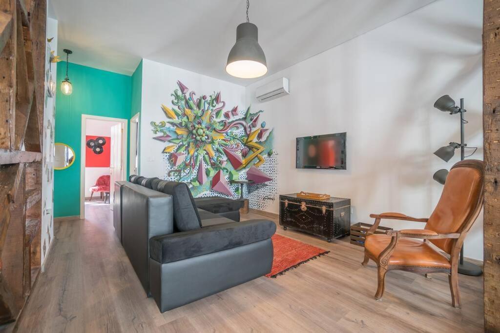 Cais Do Sodre - Nearby Pink Street, Time Out Market By Ld * Lisboa