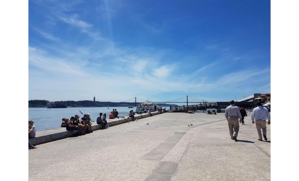 Cais Do Sodre - Nearby Pink Street, Time Out Market By Ld Lisboa