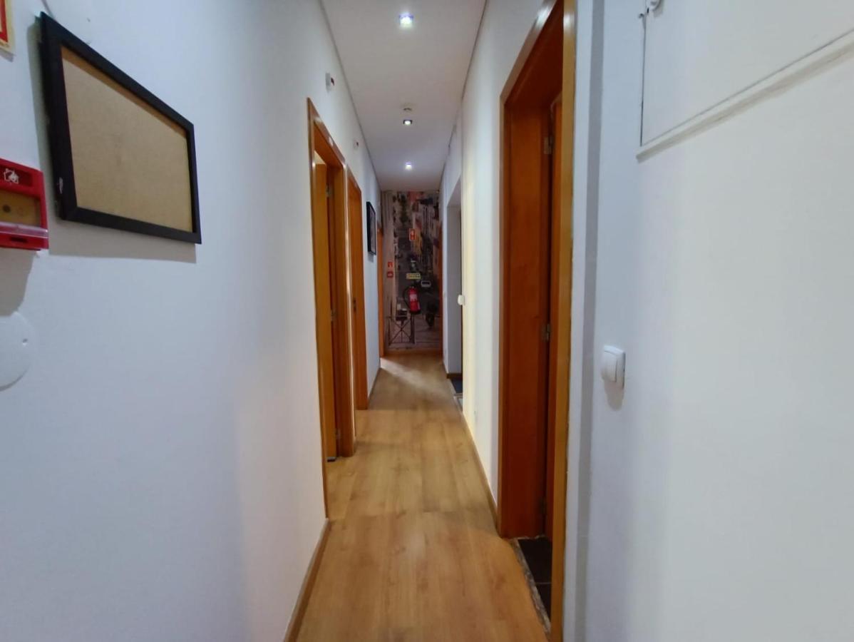 Your Floor In Bairro Alto Apartment Lissabon