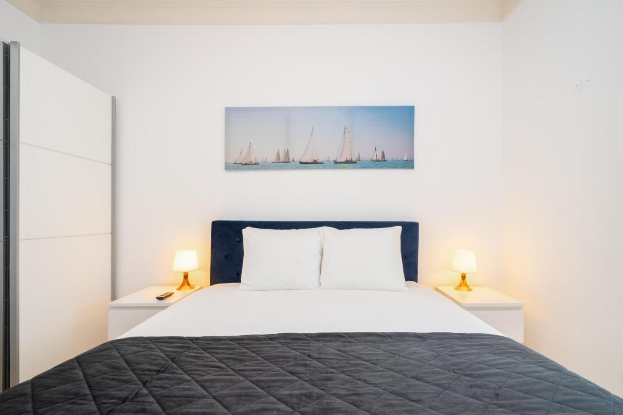 Whome Intendente Modern 1-bed W/ Lift & Ac In Notch Location Lisbon