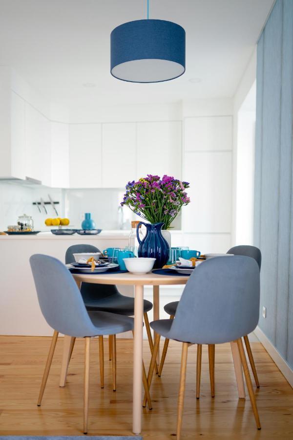 Blue By The River 2 - Elegant Two-bedroom In Santos Lisbon