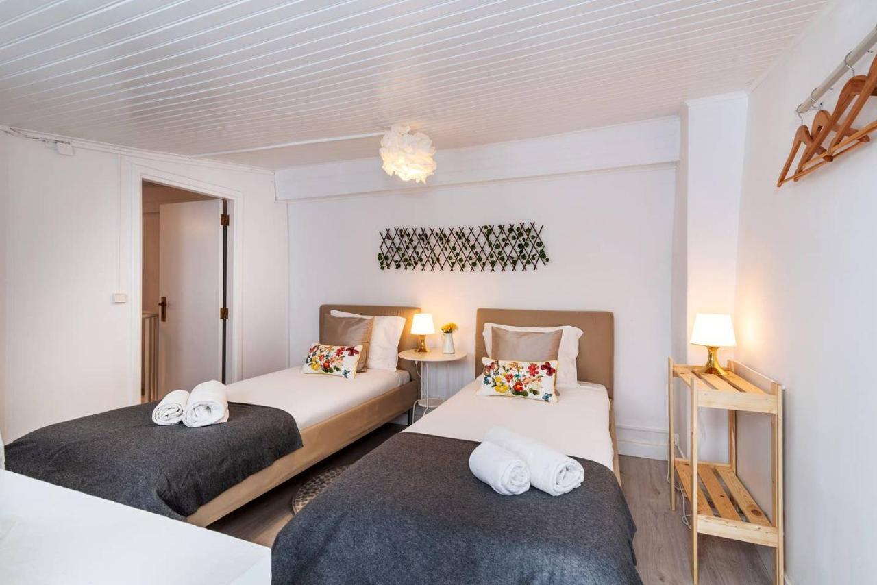 Urban & Trendy Duplex Close To Lx Factory By Trip2portugal Lissabon