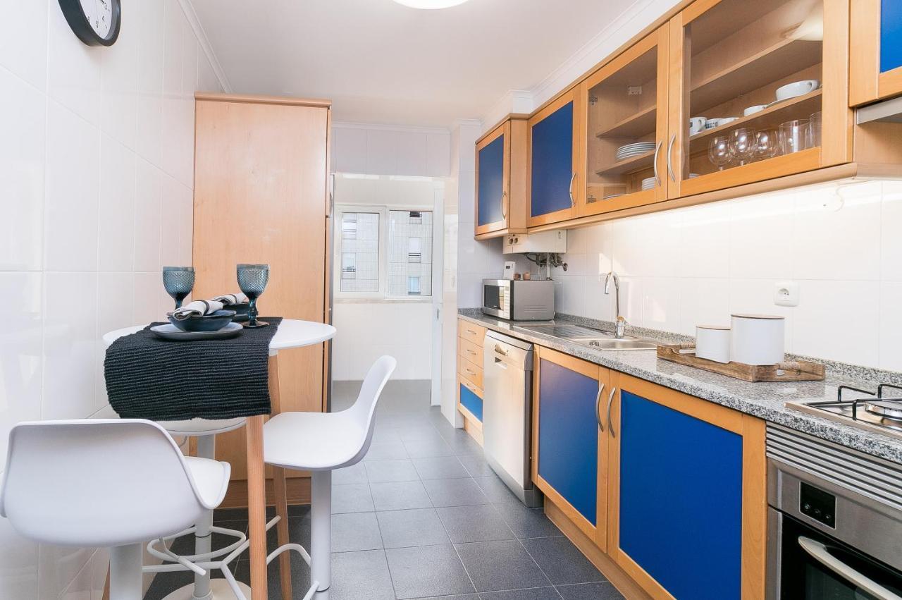 Appartement Premium Flat In Upscale Area, Balcony, Parking