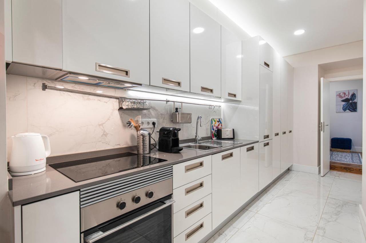 Appartement Cozy & Lovely W/ Patio By Lovelystay Lissabon