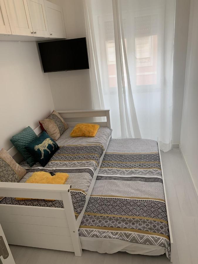 Great New Flat Close To Alameda Lissabon