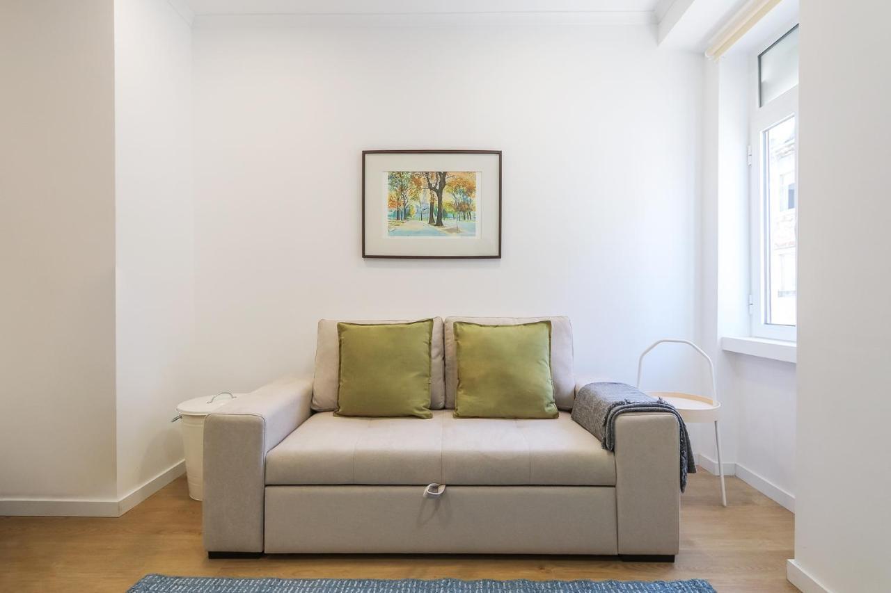Portucale ! Stylish Campo Ourique Appartement Lissabon
