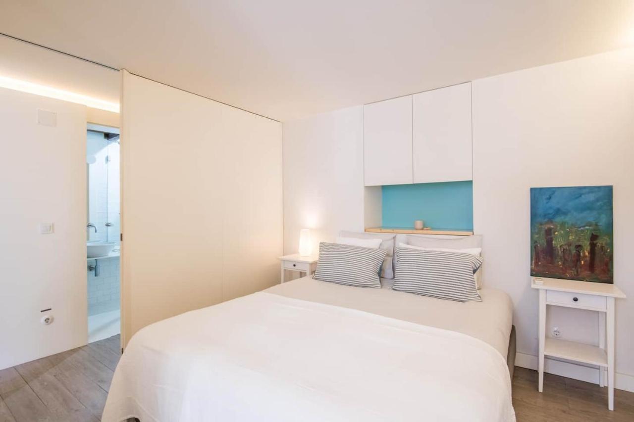 Sunny & Lovely W/ Patio By Lovelystay * Lisboa