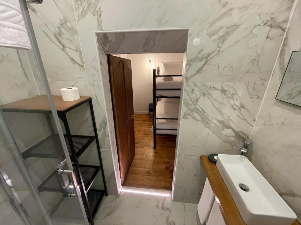 Saldanha Pool & Garden Guest house Lisbon