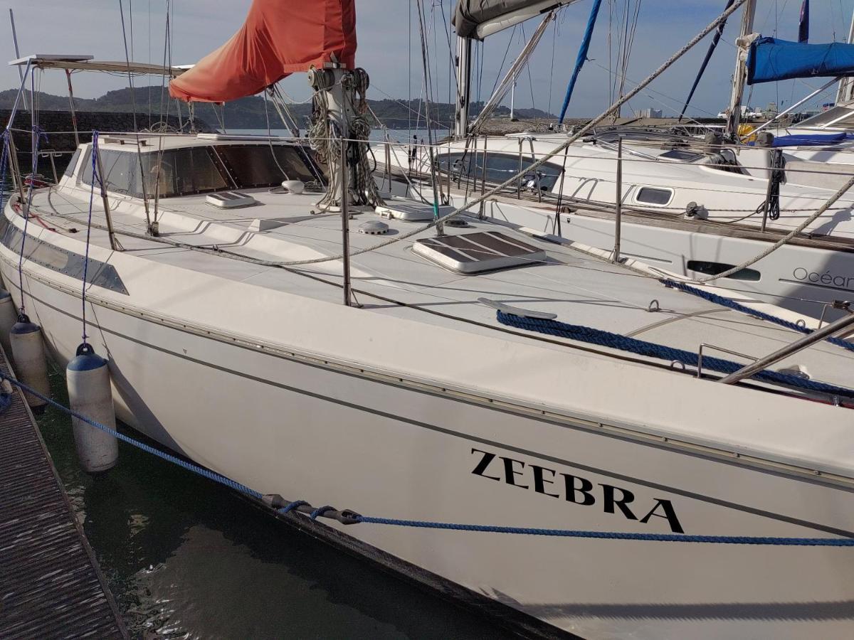 Bateau-hôtel Zeebra - Jeanneau Espace 1000 Sailboat