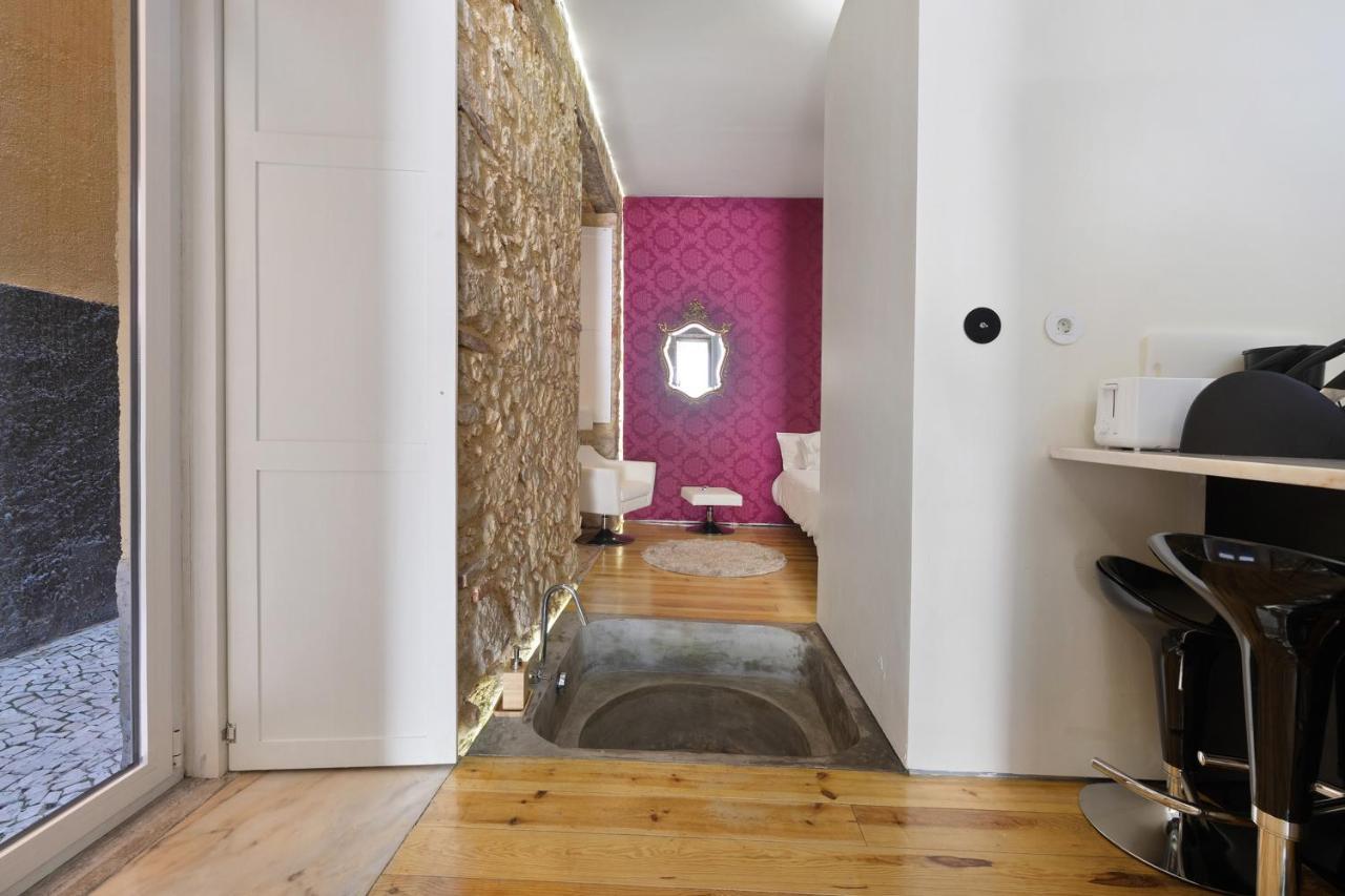Rainbow Wall Loft Apartment Lissabon