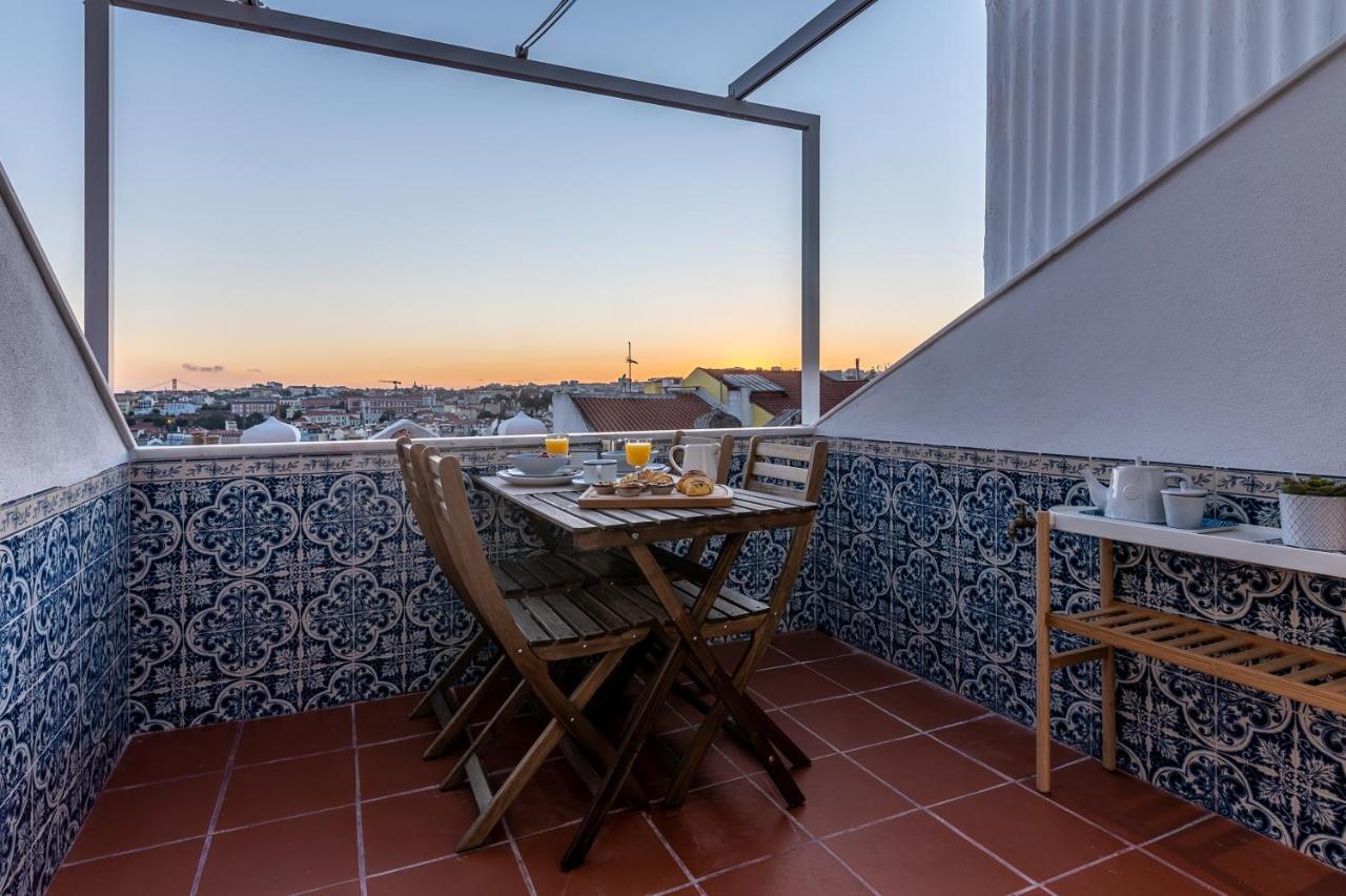Angelina Vidal Duplex With Terrace Lissabon