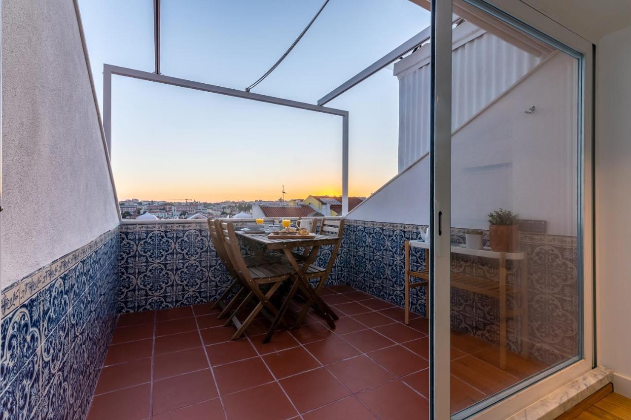 Angelina Vidal Duplex With Terrace Lissabon