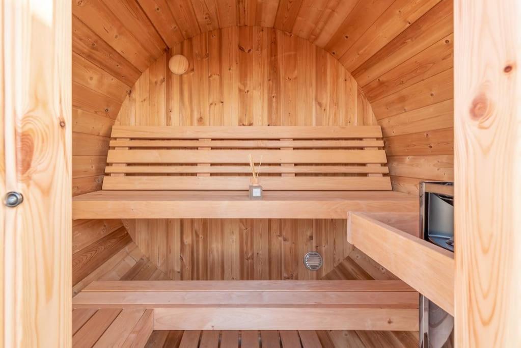 Sunny Private Rooftop Sauna & Hot Tub By Bentobox * Lisbon