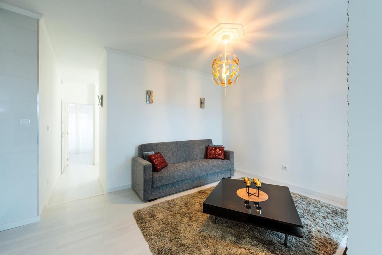 Great New Flat Close To Alameda