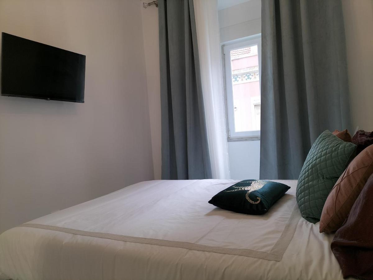 Great New Flat Close To Alameda Lissabon