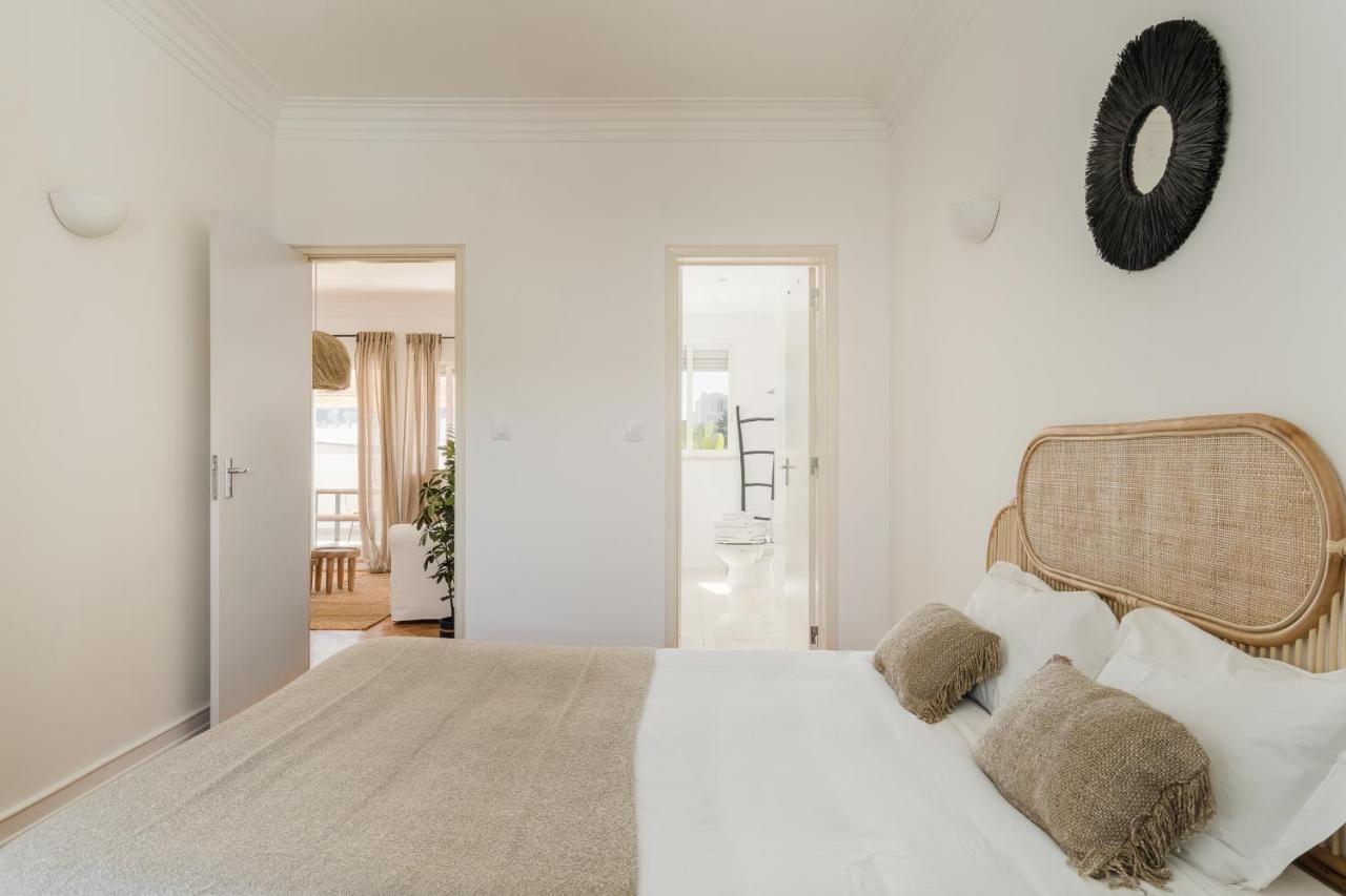 Casa Boma - Lighting With Private Balcony - Campolide I * Lissabon