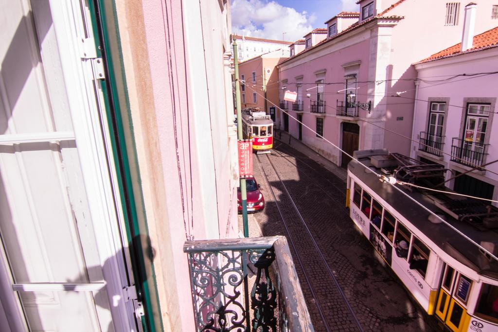 Alfama Patio Apartamento *