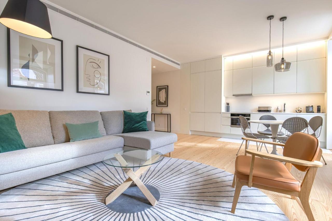 Ando Living - Douradores House
