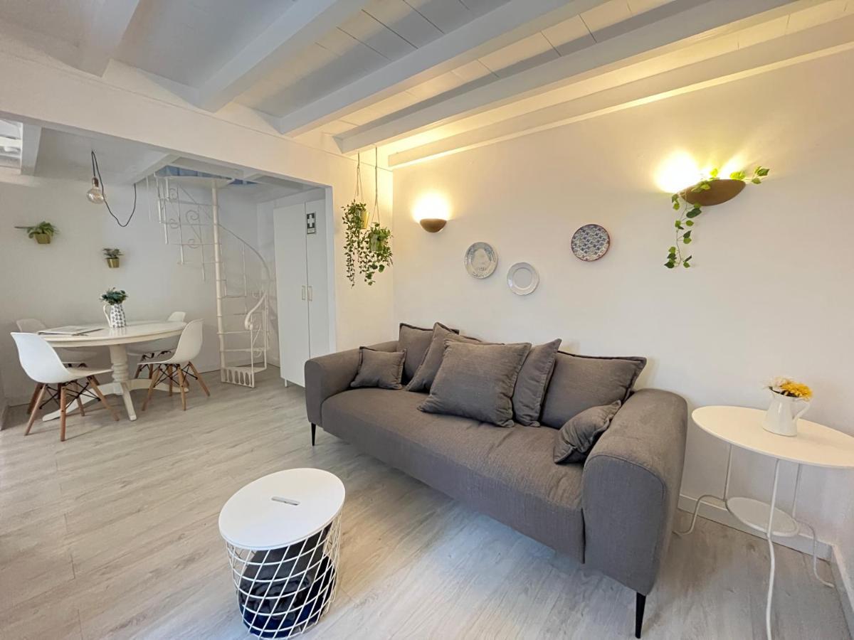 Urban & Trendy Duplex Close To Lx Factory By Trip2portugal * Lissabon