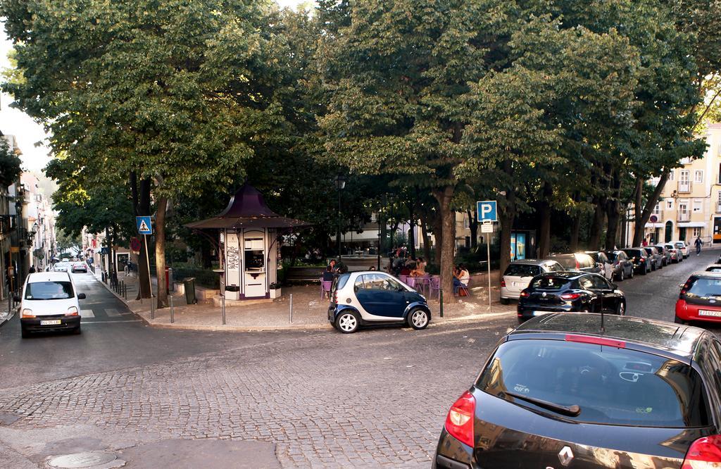 Apartment Triplex With Garage - Praca Das Flores Lissabon
