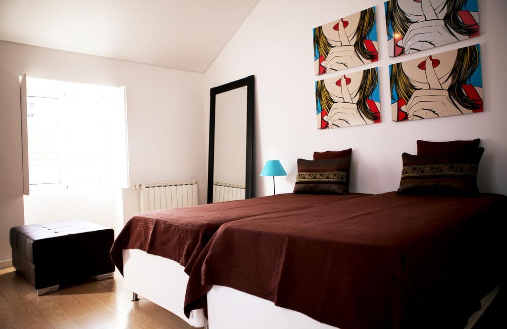 Triplex With Garage - Praca Das Flores Lissabon