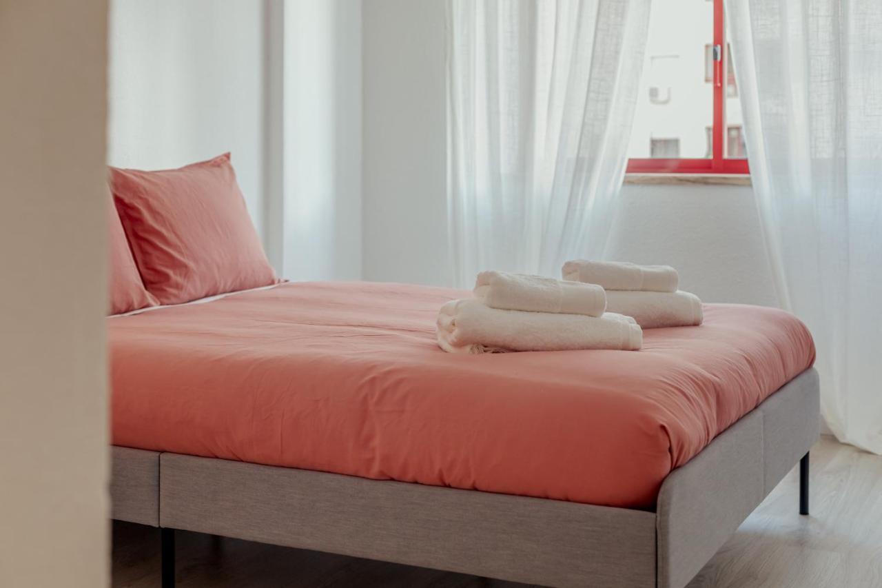 Elegant 3 Bedroom - Centre - Garage - Metro Appartement Lissabon