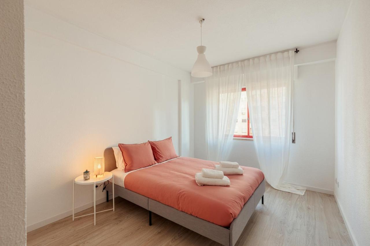 Elegant 3 Bedroom - Centre - Garage - Metro * Lissabon