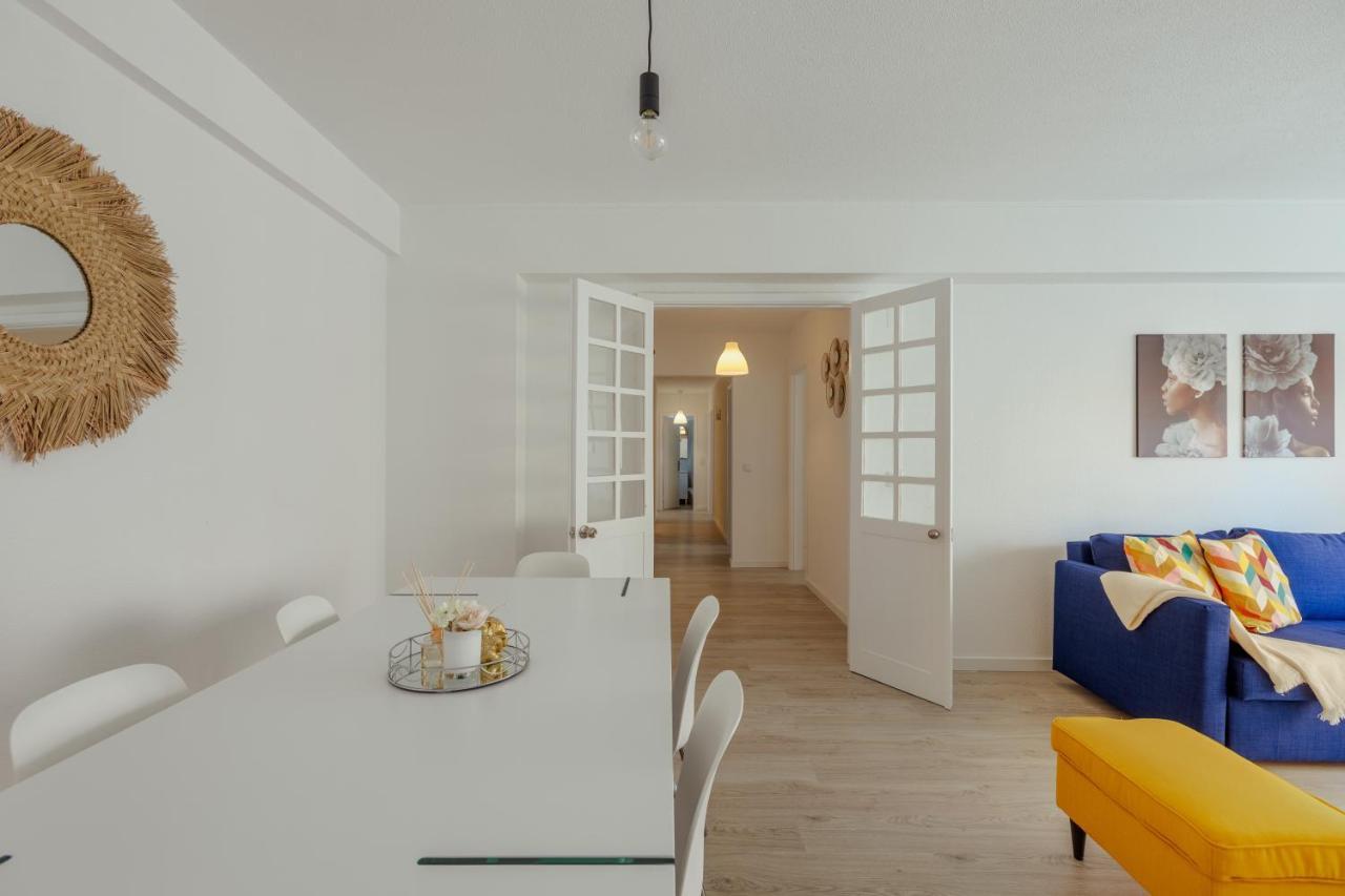 Elegant 3 Bedroom - Centre - Garage - Metro Appartement *