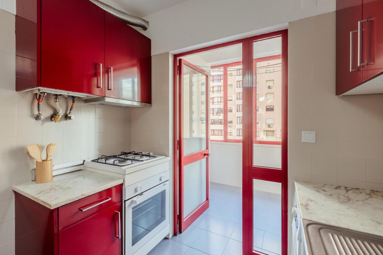 Elegant 3 Bedroom - Centre - Garage - Metro Appartement