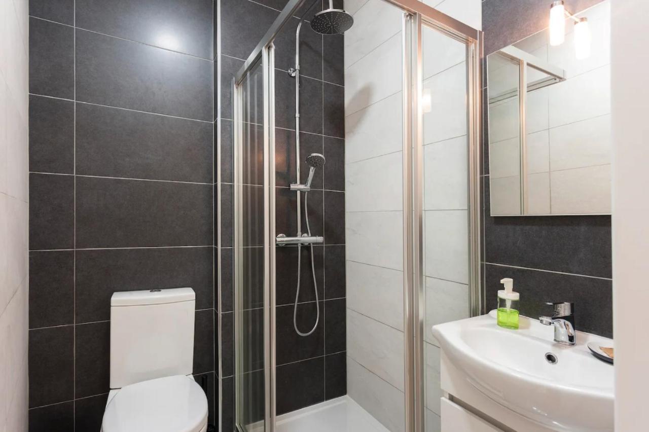 Whome Alfama Spacious 2-bed Near Feira Da Ladra * Lissabon