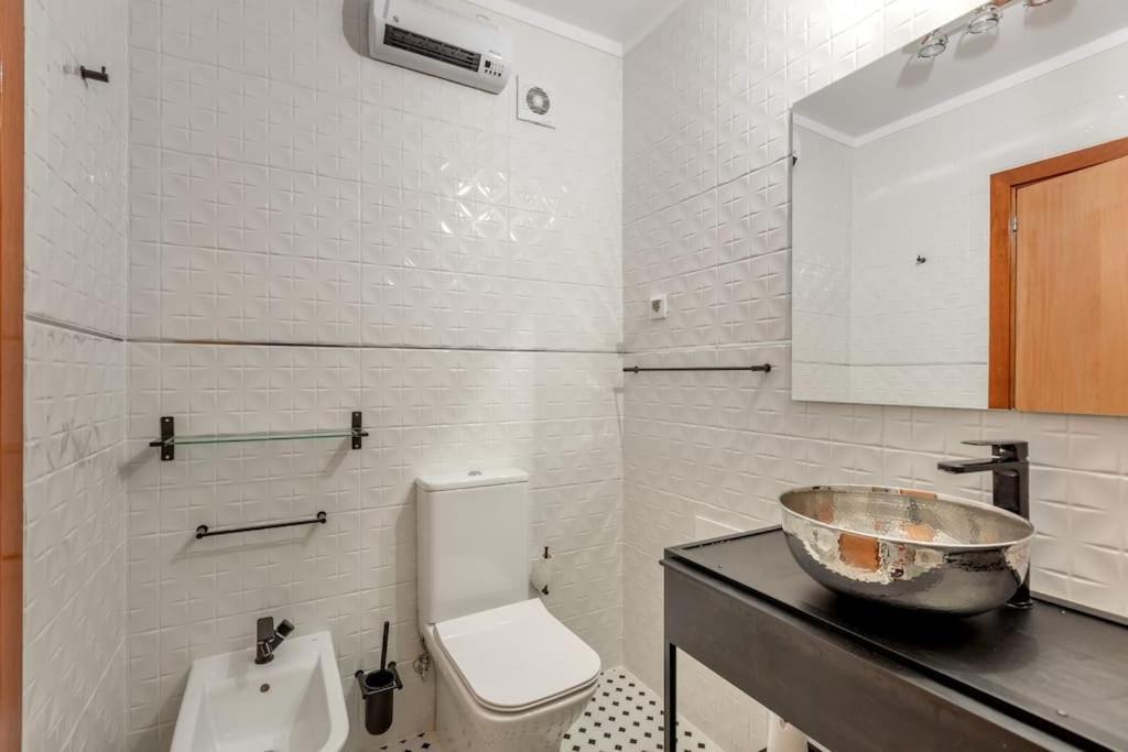 Apartment Spacious 3-bedroom In