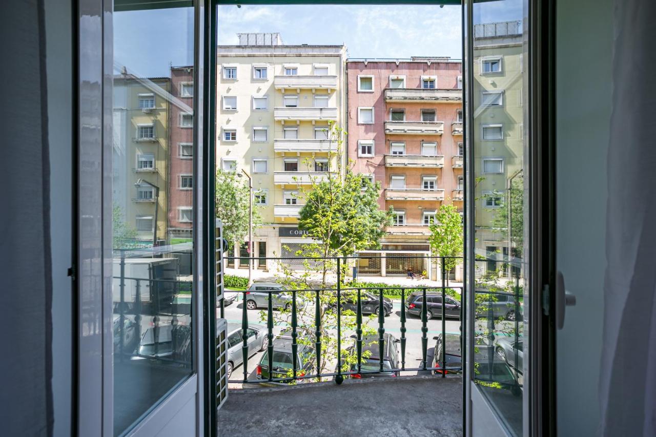 Home Out Rooms & Apartments *