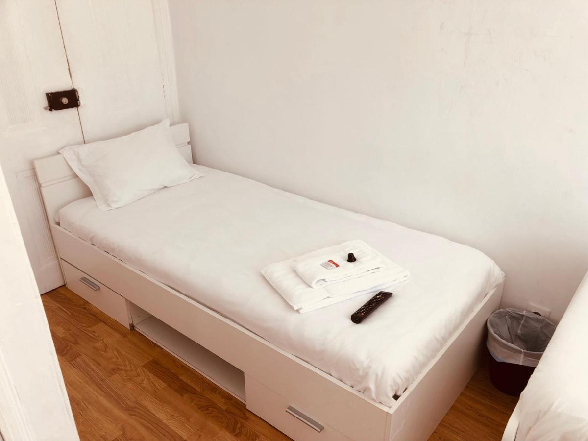 Rooms4all Casa de hóspedes