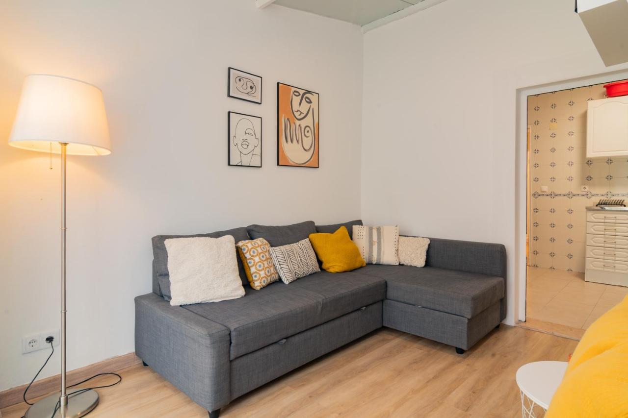 Lovely & Bright Family Flat W/ Patio Appartement