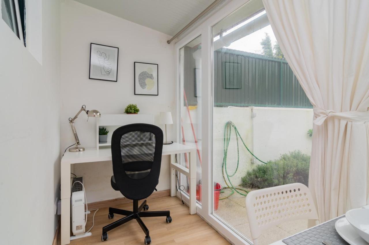 Lovely & Bright Family Flat W/ Patio Appartement
