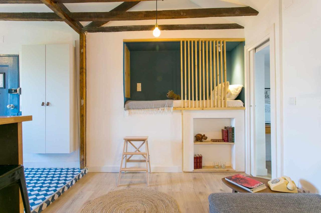 Cozy Blue Attic Lx Factory 1 De Maio Apartment Lissabon