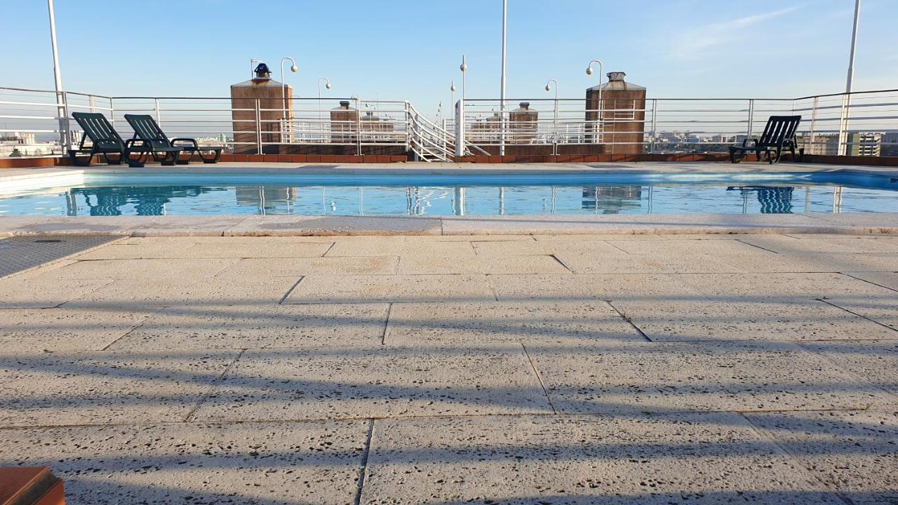 Apart Lisbon Pool Metro Garage Apartment *