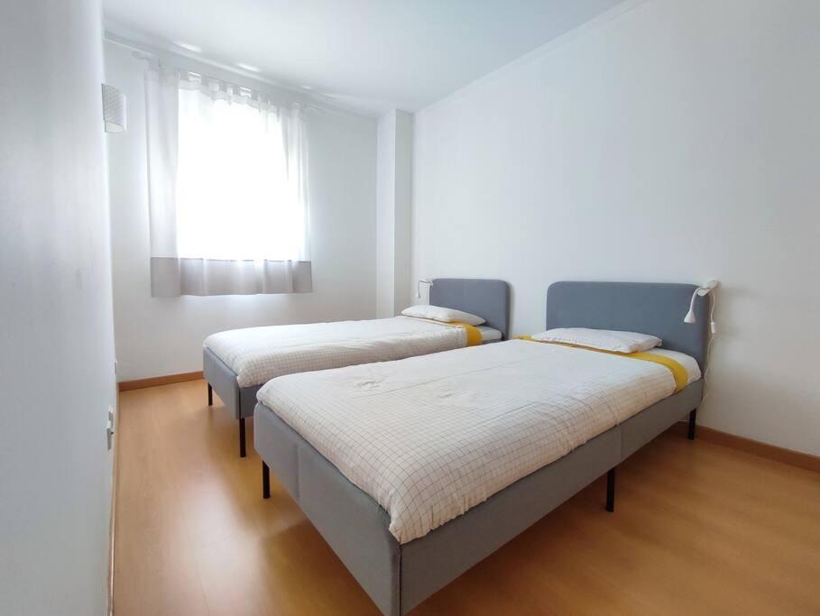 Near Airport & Citycenter Free Parking Lissabon