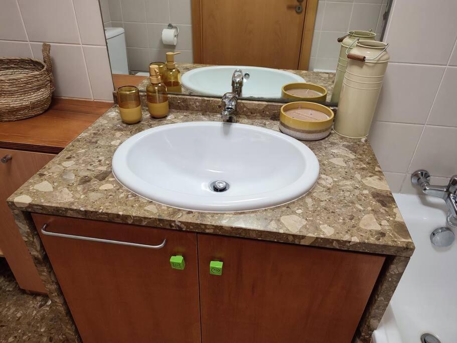 Near Airport & Citycenter Free Parking Appartement *